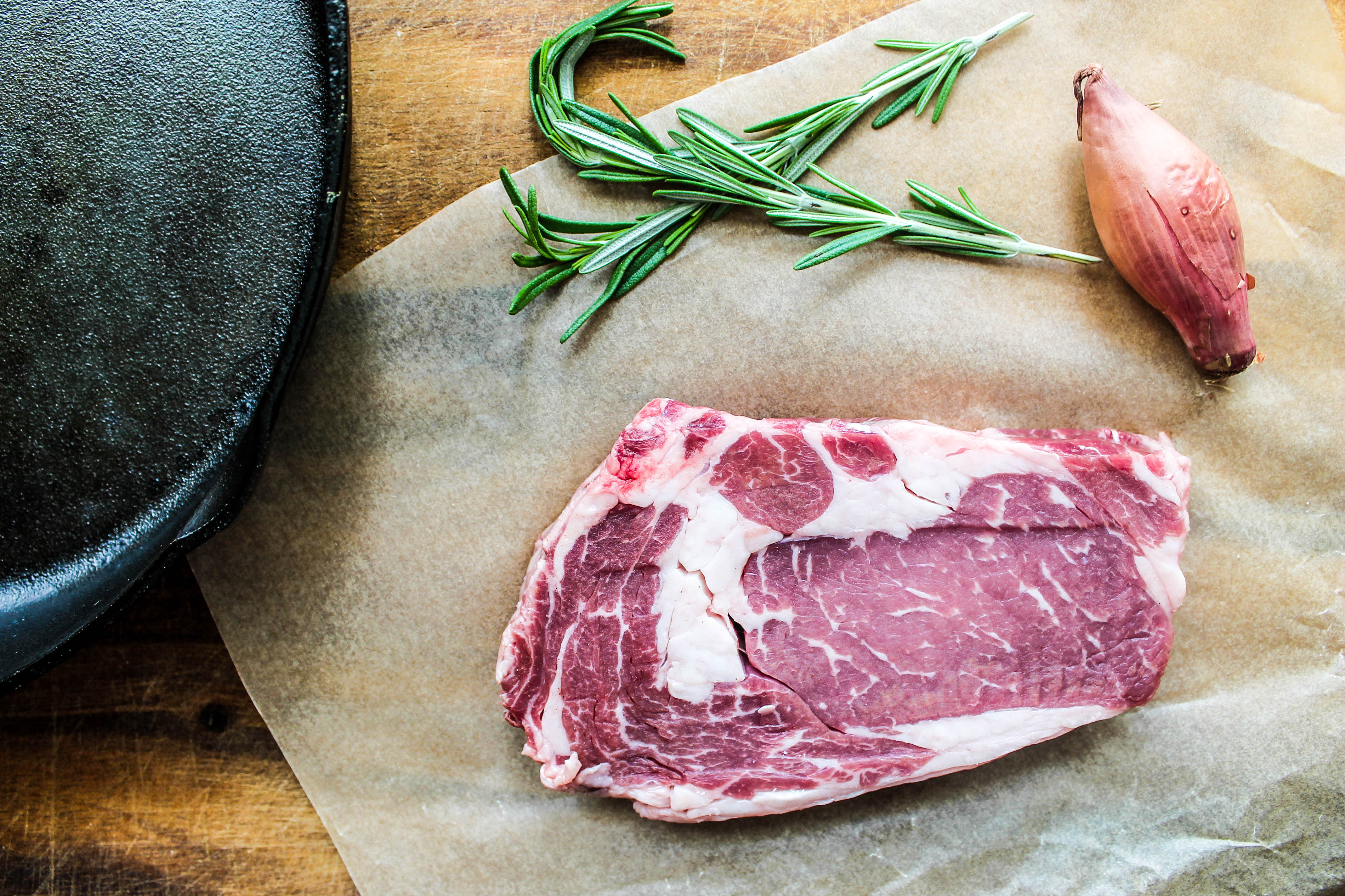 Cast Iron Skillet Steak with Red Wine Sauce