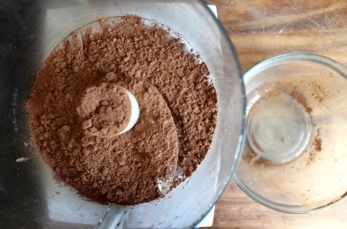 Buttermilk Cupcakes with Instant Fudge Frosting