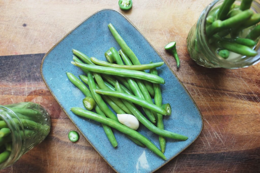 Spicy Pickled Green Beans