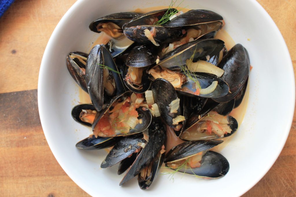 Mussels in Tomato Fennel Broth